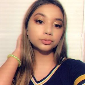 Meet your Posher, Ilze